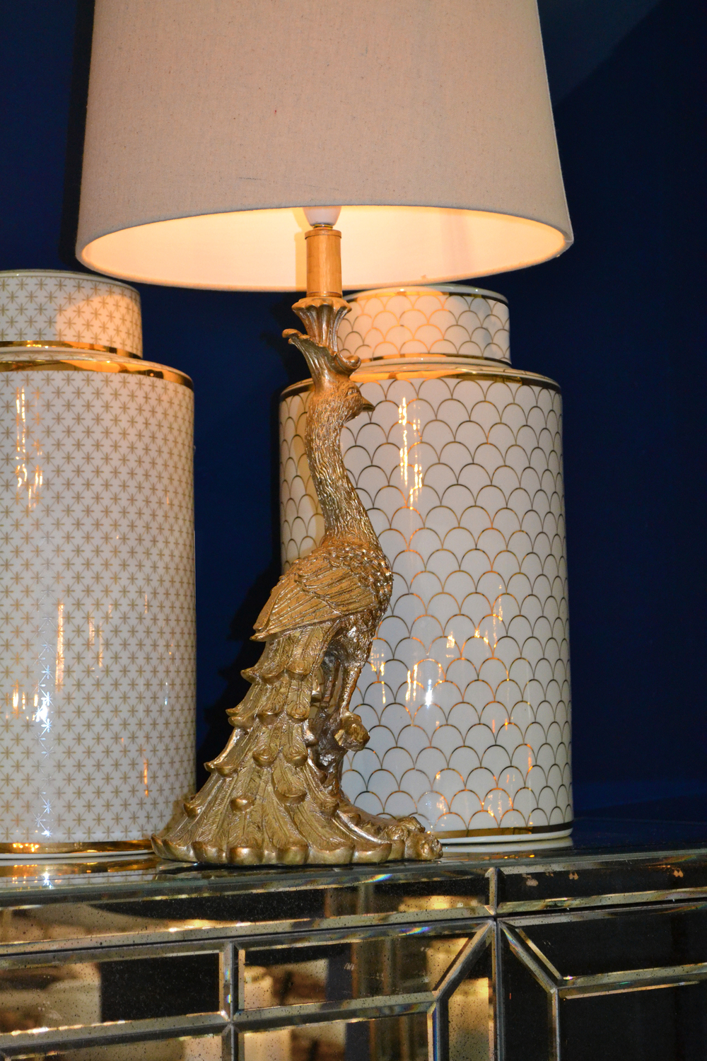 Peacock-Resin-Table-Lamp-11627-11564