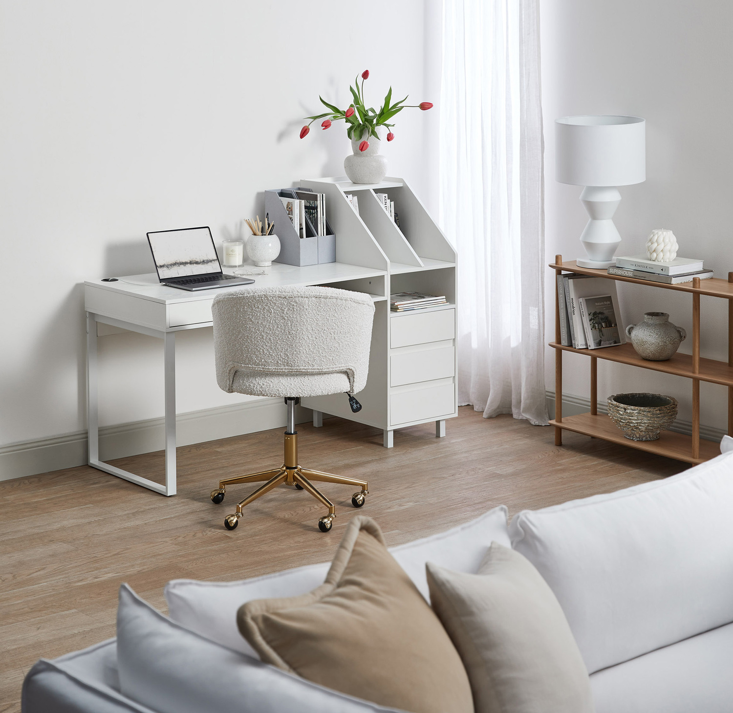 Francess-Resin-Table-Lamp