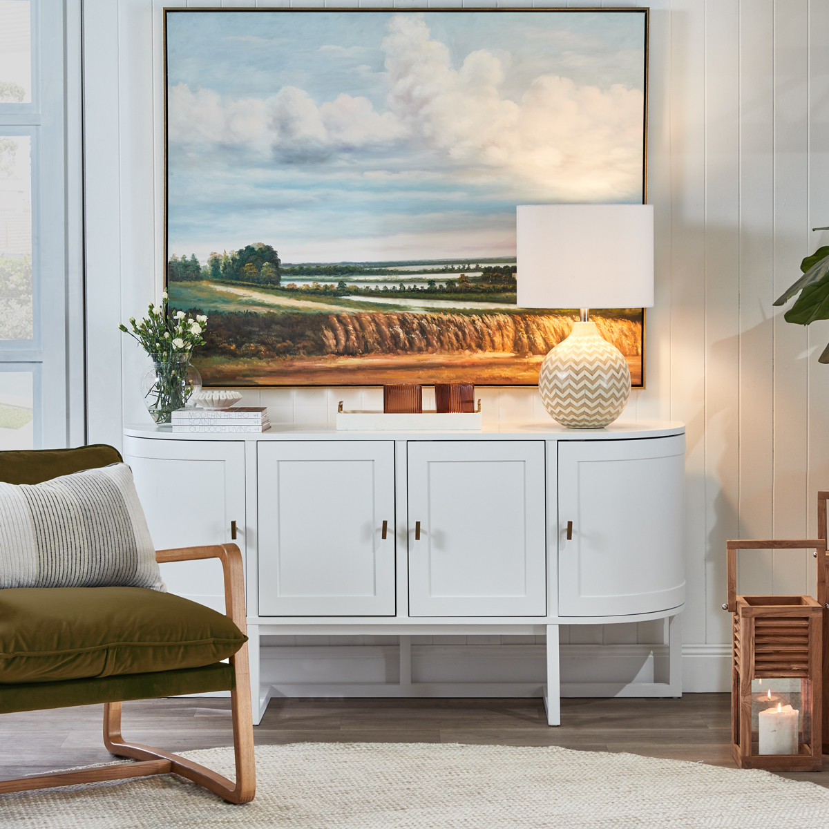 Curved-Serafin-4-Door-Buffet