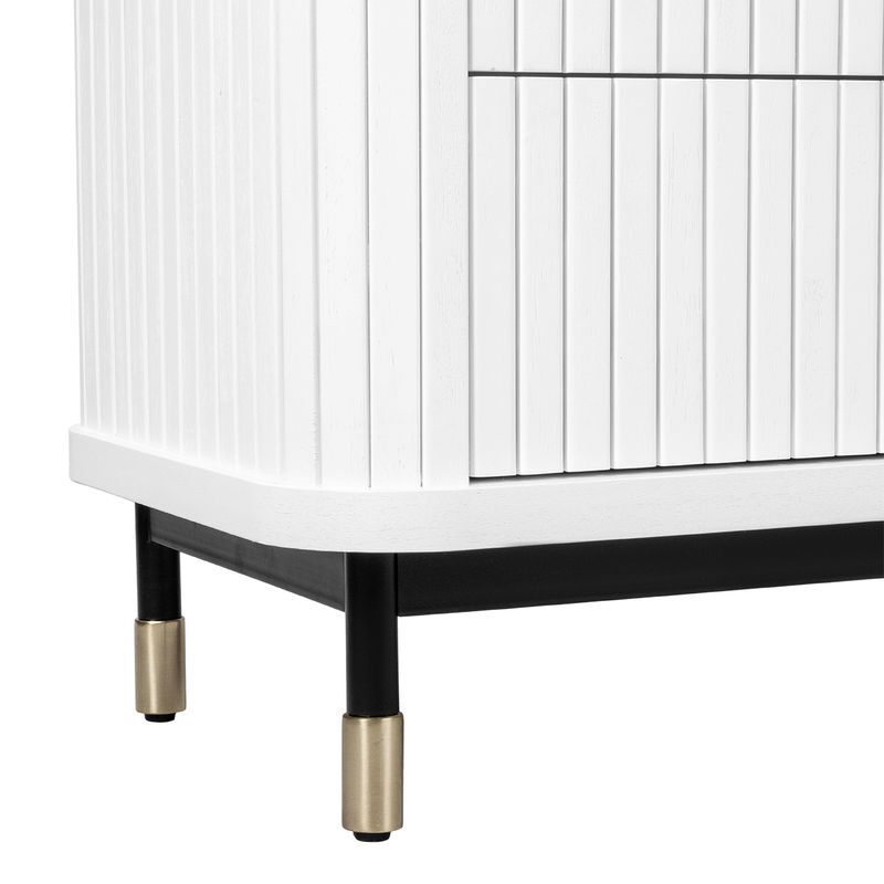 Uriah 6 Drawer Chest
