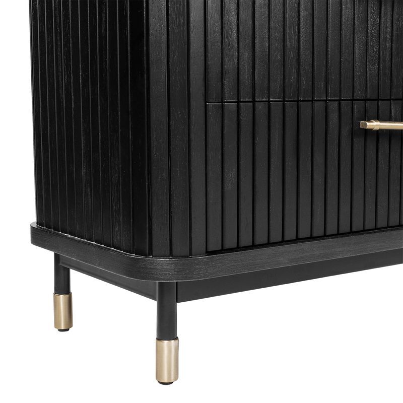 Uriah 6 Drawer Chest