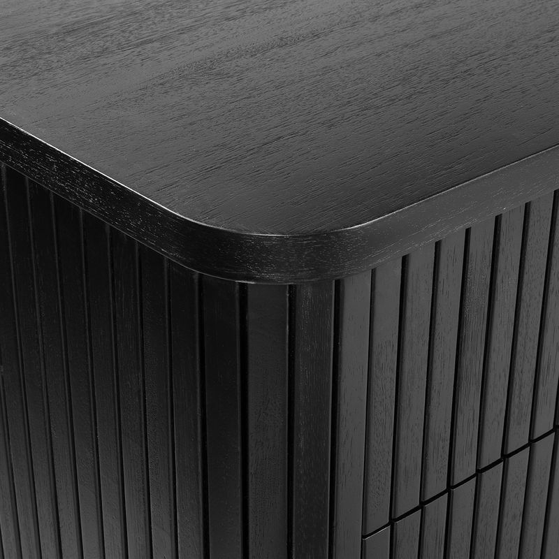 Uriah 6 Drawer Chest
