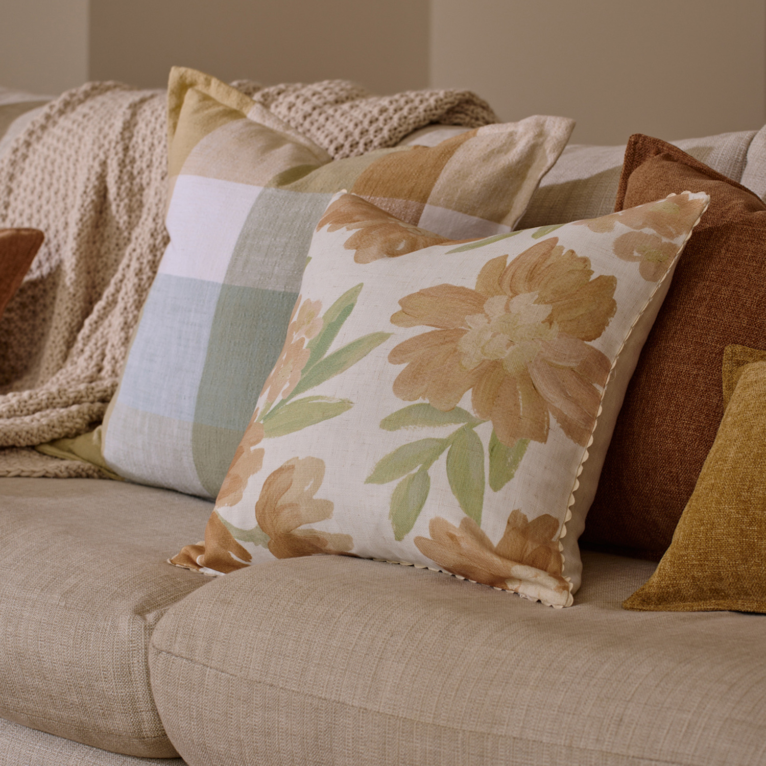 Rosie Linen-Blend Cushion