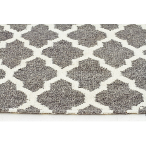 Network Bazaar Grey Trellis Wool Flat Weave Rug & Reviews Temple & ster