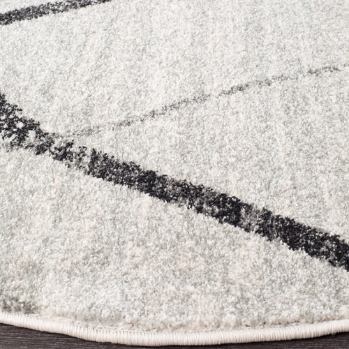 Edita Diamond Round Rug