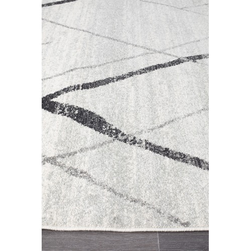 Edita Diamond Rug