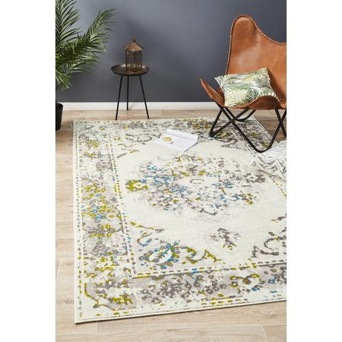 Ivory & Green Estella Rug