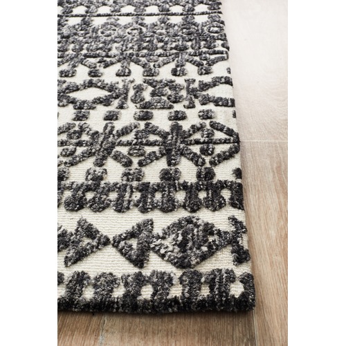 Ivory & Charcoal Distressed Exotic Rug