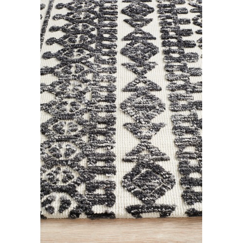 Ivory & Charcoal Distressed Exotic Rug