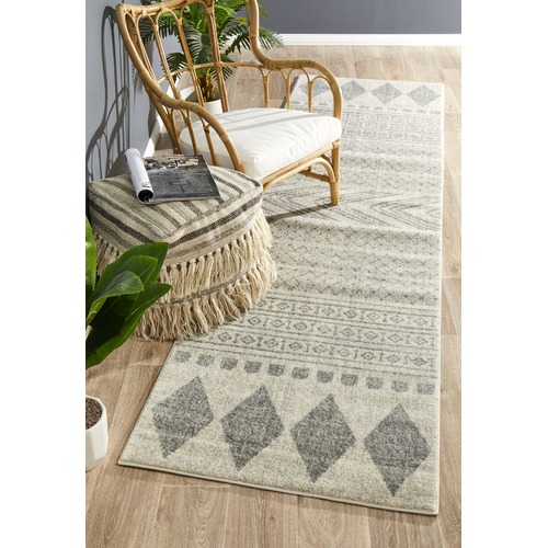 Lena Grey Power Loomed Modern Runner