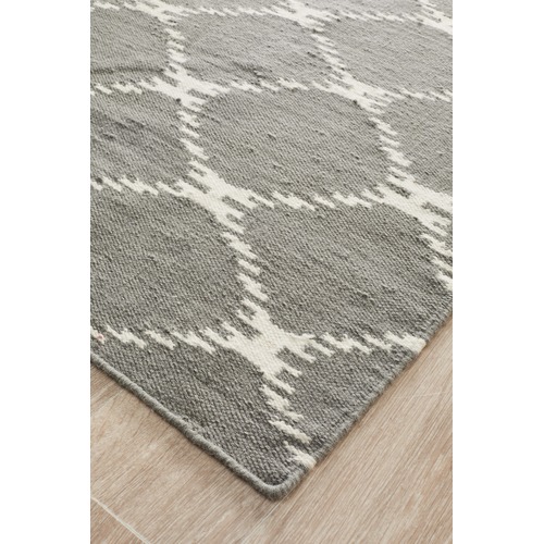 Femi Flat Weave Wool Kilim Rug