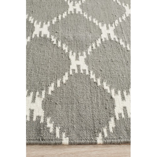 Femi Flat Weave Wool Kilim Rug