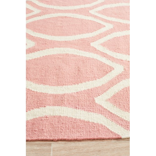 Soft Pink Flat Weave Oval Print Wool Rug