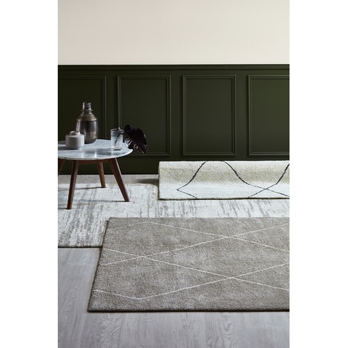 Silver-Grey-and-Ivory-Soft-Moroccan-Style-Rug