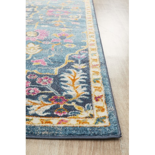 Navy Wreath Vintage Look Round Rug