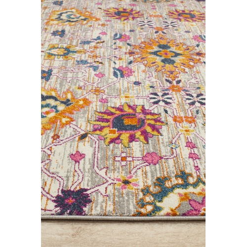 Multi-coloured Floral Field Vintage Look Round Rug