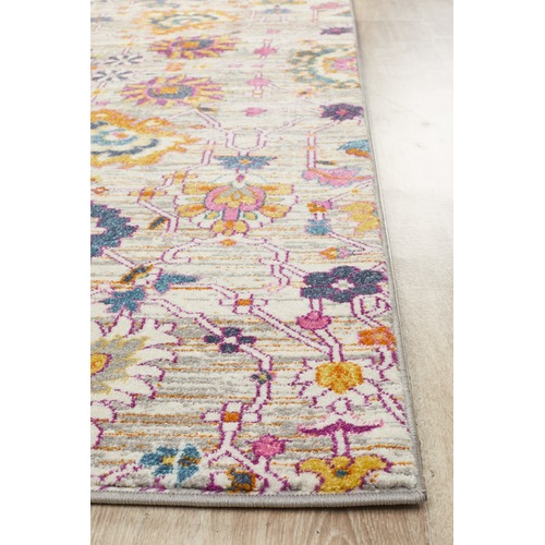 Multi-coloured Floral Field Vintage Look Round Rug