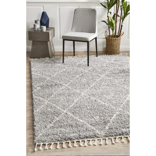 Silver & Ivory Samira Fringed Rug