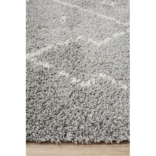 Silver & Ivory Samira Fringed Rug