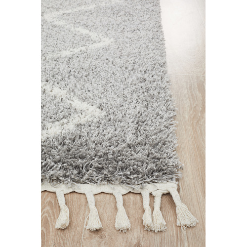 Silver & Ivory Buchra Fringed Rug