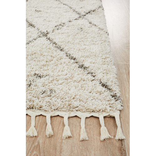 Natural Tan & Brown Samira Fringed Rug