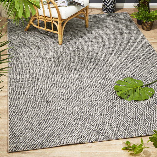 Charcoal Grey Diamond Flat-Woven Rug
