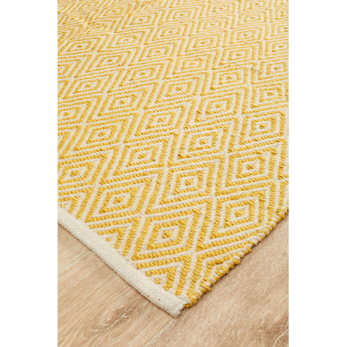 Yellow Diamond Modern Flatweave Rug Temple & ster