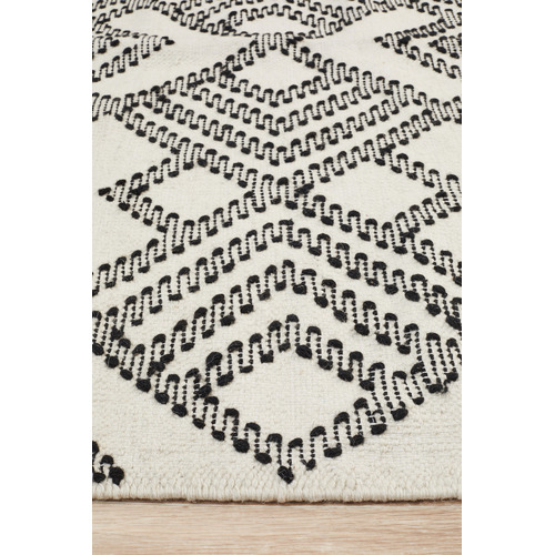 Casey Natural White & Black Hand Loomed Pure Wool Rug