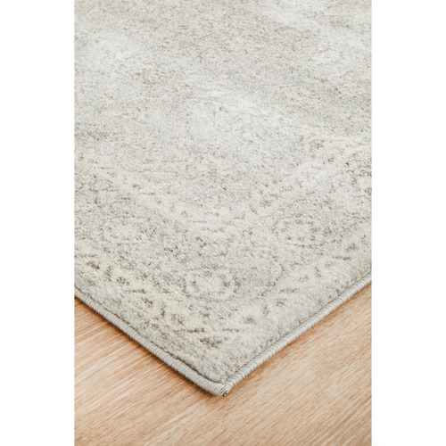 Silver-Art-Moderne-Vera-Runner