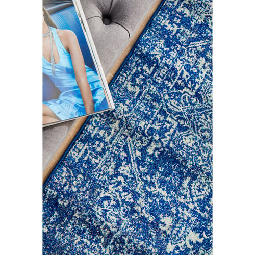 Navy-Art-Moderne-Cezanne-Runner