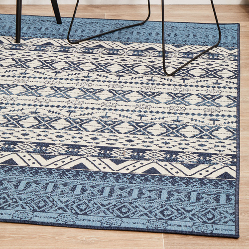 Blue & White Tribal Power-Loomed Outdoor Rug