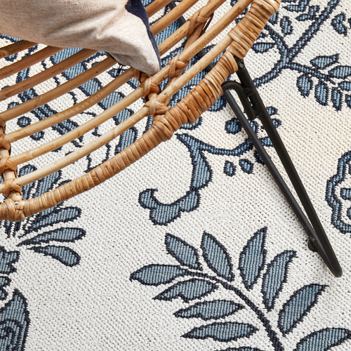 White & Blue Hummingbird Floral Power-Loomed Outdoor Rug