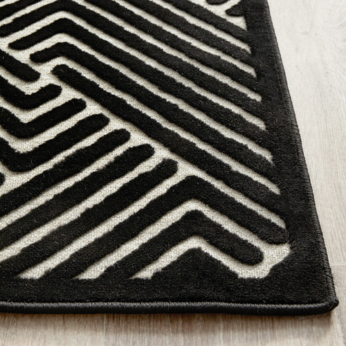 Black Luxury Power-Loomed Textured Runner
