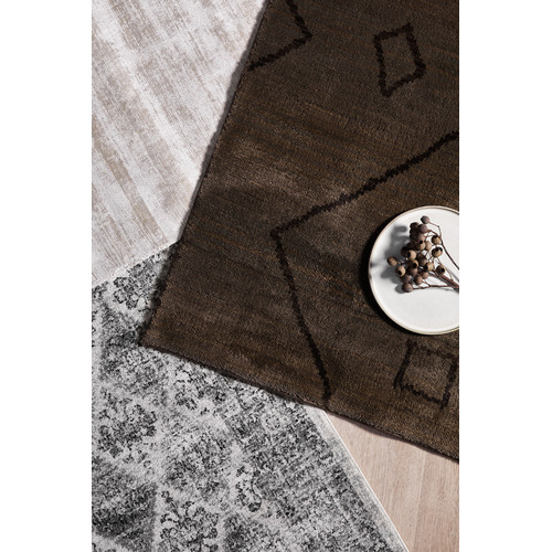 Cream-and-Grey-Transitional-Distressed-Rug-CEN-999-GREY