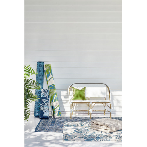 White-and-Blue-Hummingbird-Floral-Indoor-Outdoor-Rug-SSD-7777-WHT