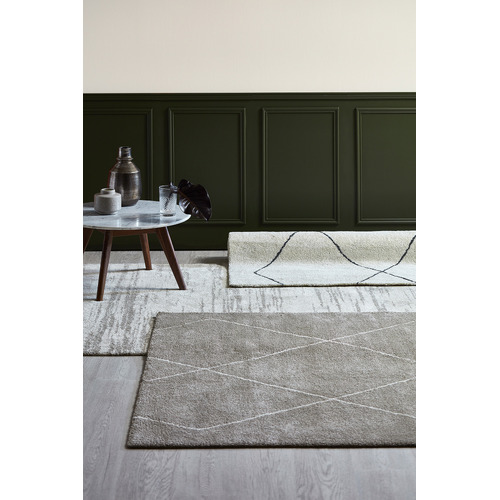 Ivory-and-Charcoal-Super-Soft-Moroccan-Style-Rug