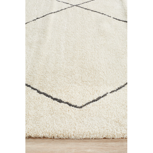 Ivory-and-Charcoal-Super-Soft-Moroccan-Style-Rug