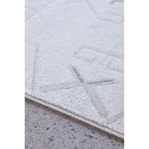 Grey-Zoey-Aztec-Rug