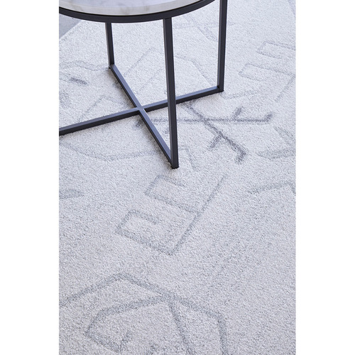 Grey-Zoey-Aztec-Rug