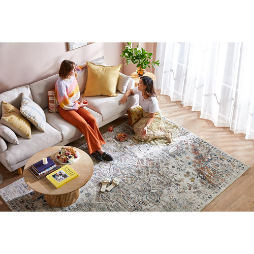 Silver-Transitional-Vintage-Style-Distressed-Rug-CEN-911-SILV