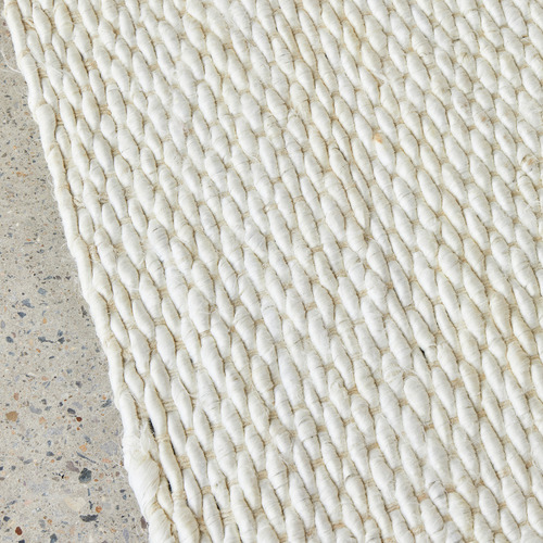 White Saxan Hand-Loomed Jute Rug
