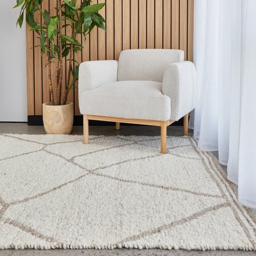 Idelig HandWoven WoolBlend Rug Temple & ster