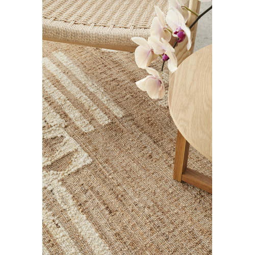 Inaya Hand-Woven Rug