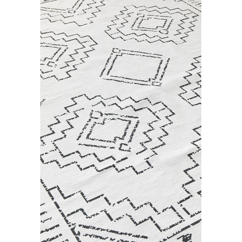 Kindred Leeroy Machine Washable Rug