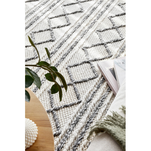 Emilee-Natural-White-Hand-Woven-Flatweave-Wool-and-Viscose-Rug