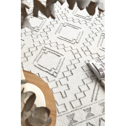 Natural-White-and-Grey-Textured-Ida-Rug