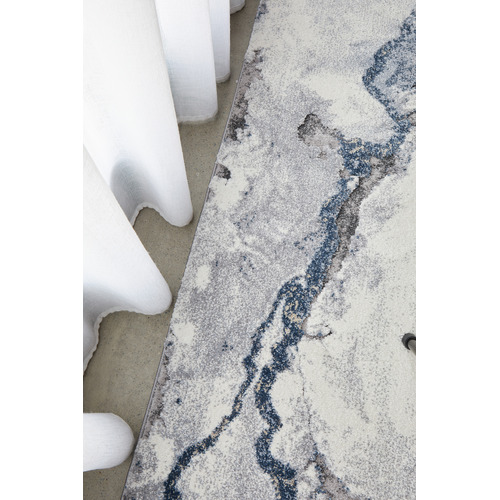 Aiza-Power-Loomed-Rug