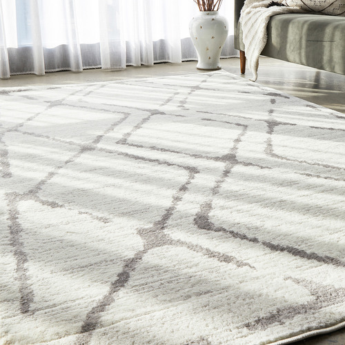 Ivory & Grey Diamond Rug