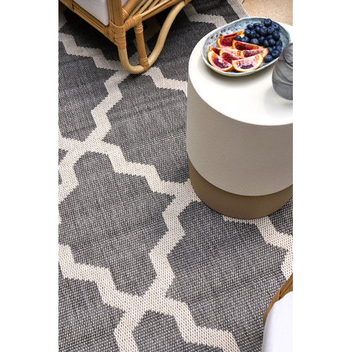 Grey-Tash-Newport-Indoor-Outdoor-Rug