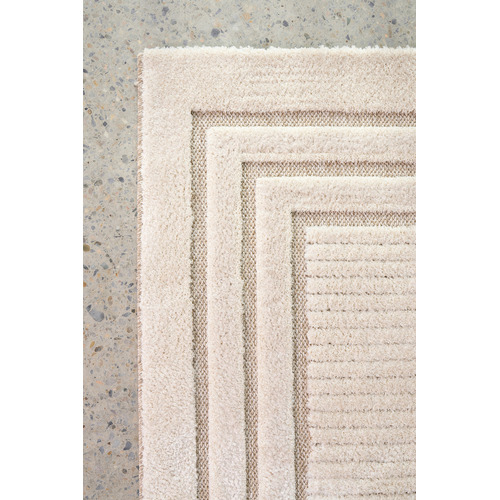 Elias-Geometric-Rug